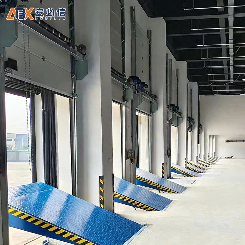 南充市垂直滑升门